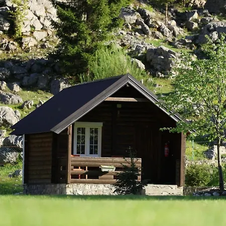 Tradita Ferienhaus Valbone