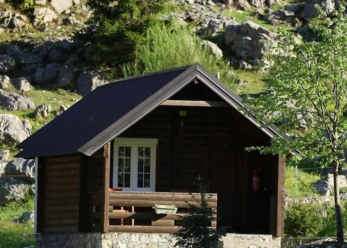 Tradita Dom wakacyjny Valbone