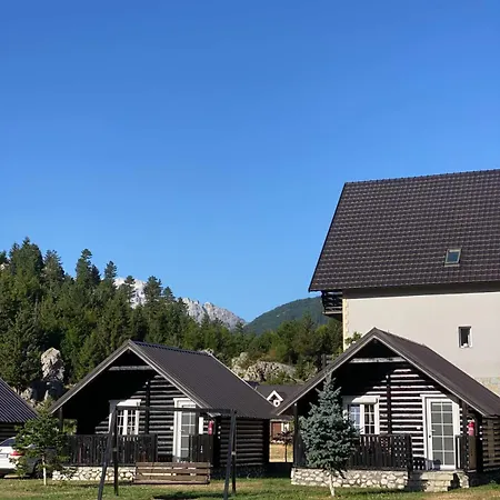 بيت للعطل Tradita فالبني